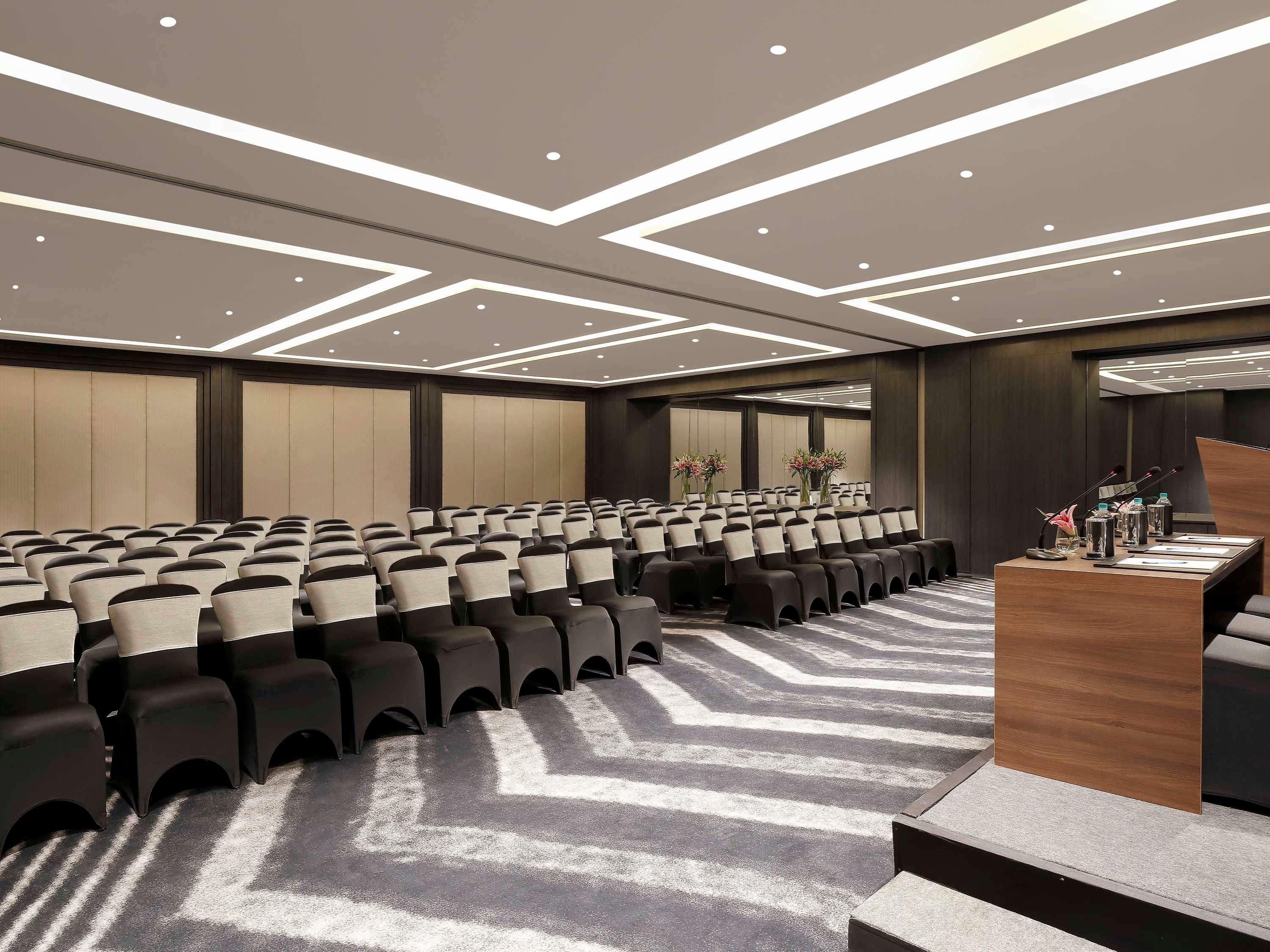 Novotel Chennai Chamiers Road Exterior photo The ballroom